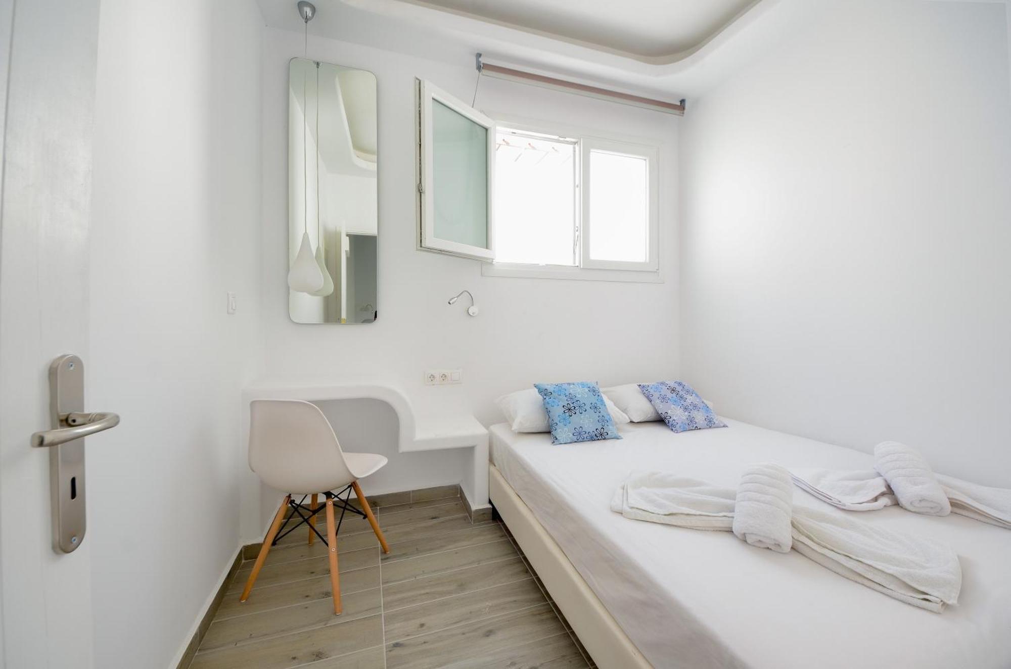 Depis Apartments & Suites Naxos City Экстерьер фото